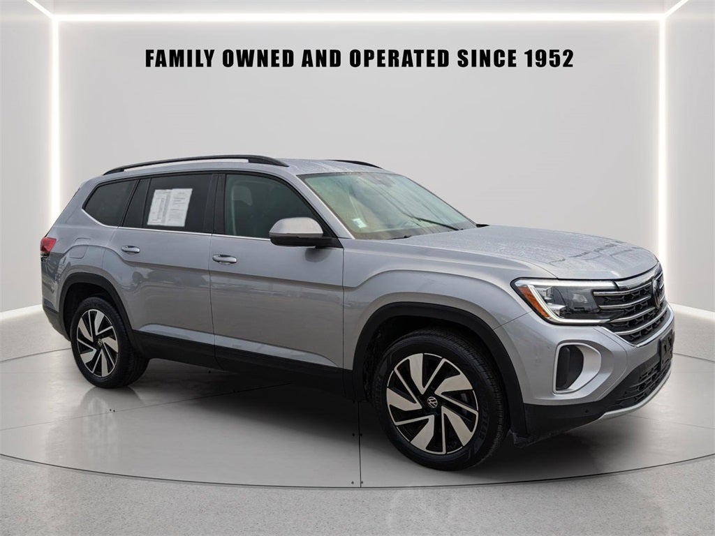 2025 Volkswagen Atlas 2.0T SE w/Technology