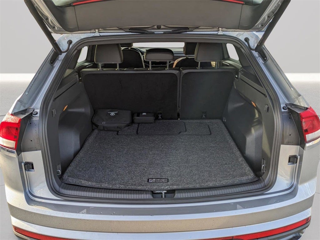 2023 Volkswagen Atlas Cross Sport 2.0T SE w/Technology