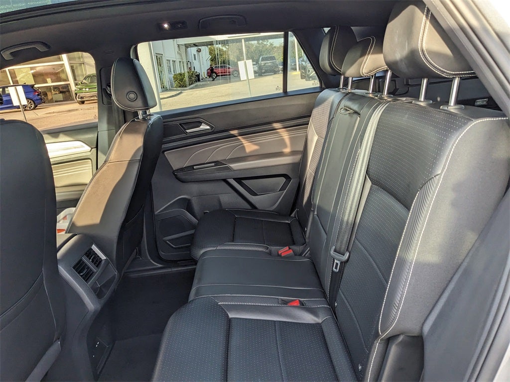 2023 Volkswagen Atlas Cross Sport 2.0T SE w/Technology