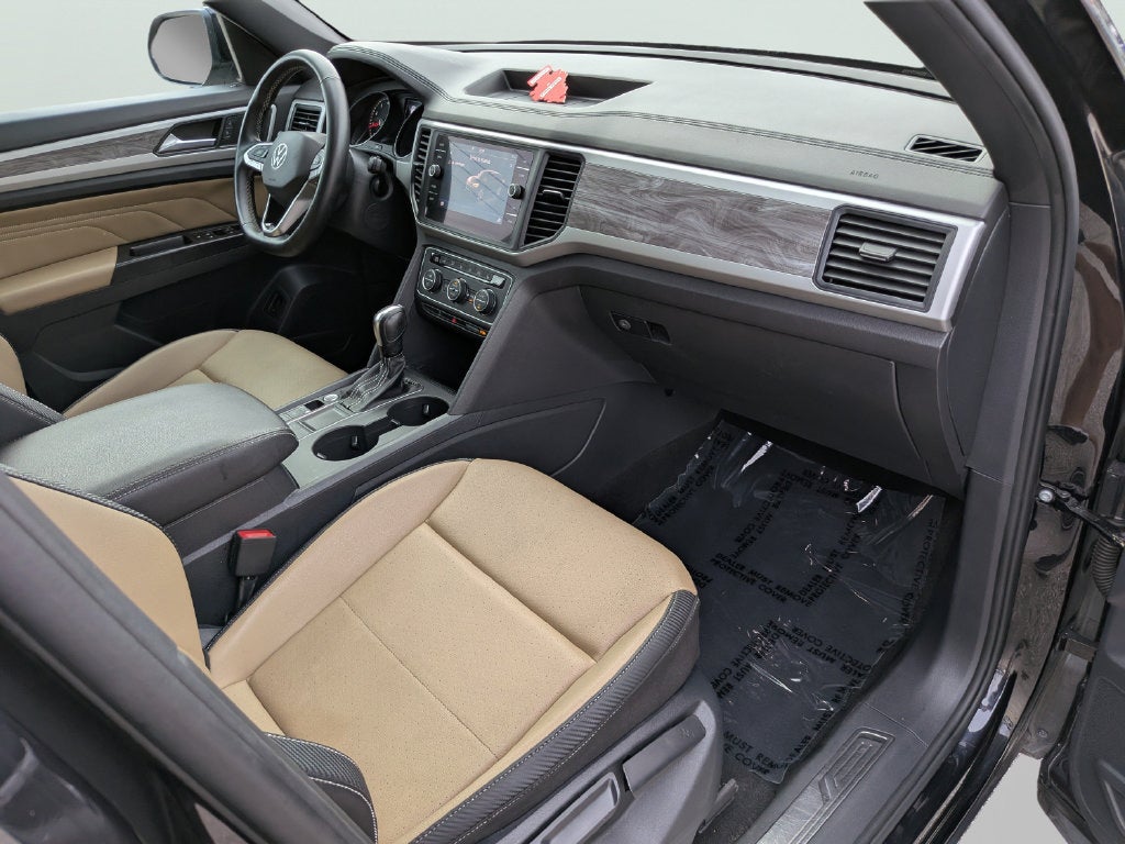 2021 Volkswagen Atlas Cross Sport 2.0T SE w/Technology