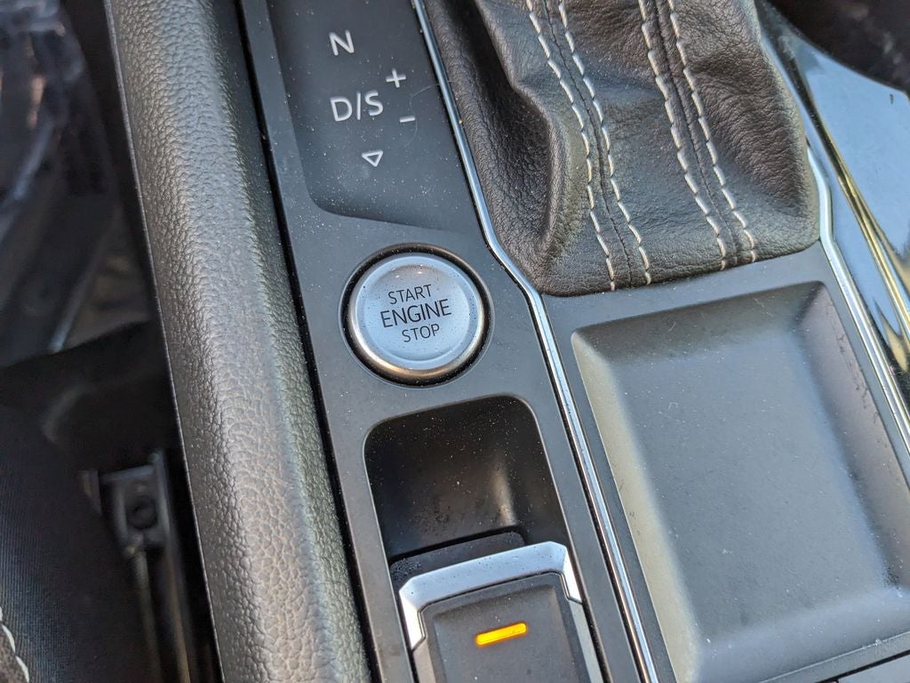 2023 Volkswagen Atlas Cross Sport 3.6L V6 SE w/Technology