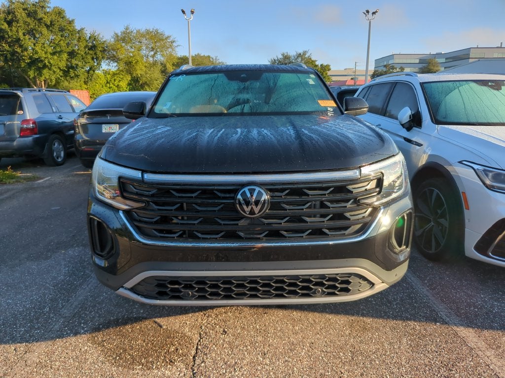 2024 Volkswagen Atlas Cross Sport 2.0T SE w/Technology