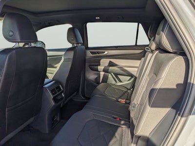 2025 Volkswagen Atlas Cross Sport 2.0T SE w/Technology