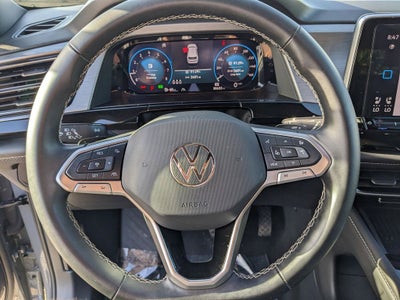 2025 Volkswagen Atlas Cross Sport 2.0T SE w/Technology