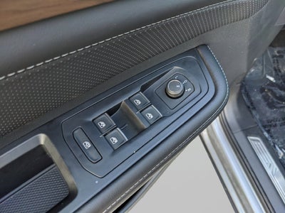 2026 Volkswagen Atlas SE w/Technology