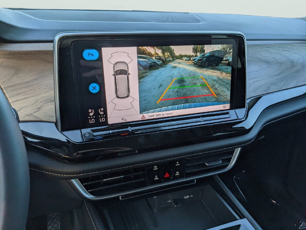 2026 Volkswagen Atlas SE w/Technology