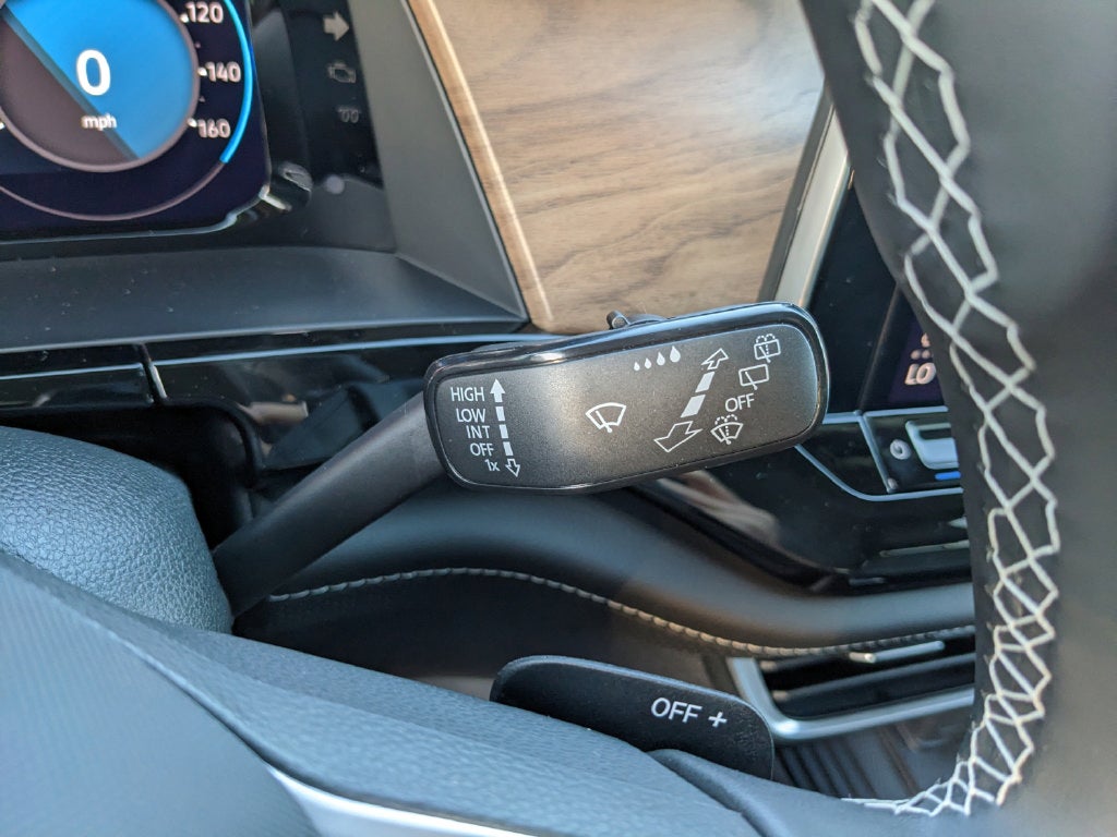 2026 Volkswagen Atlas SE w/Technology