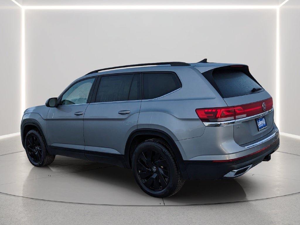 2026 Volkswagen Atlas SE w/Technology