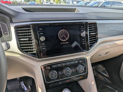 2023 Volkswagen Atlas 3.6L V6 SE w/Technology