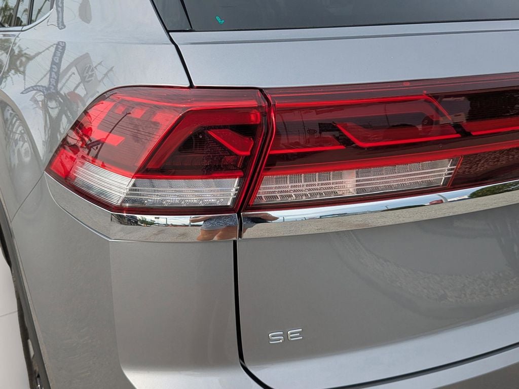 2025 Volkswagen Atlas Cross Sport 2.0T SE