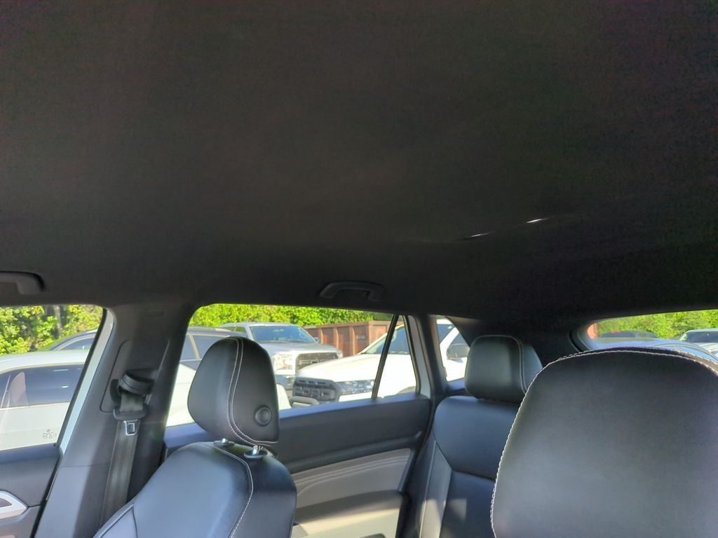 2021 Volkswagen Atlas Cross Sport 3.6L V6 SE w/Technology R-Line