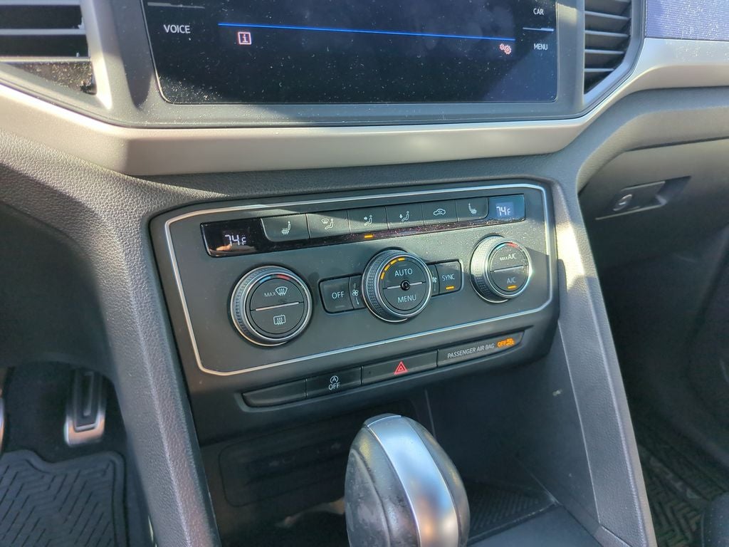 2021 Volkswagen Atlas Cross Sport 3.6L V6 SE w/Technology R-Line