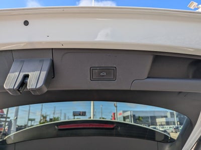 2022 Volkswagen Atlas Cross Sport 2.0T SEL R-Line