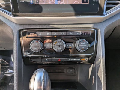 2022 Volkswagen Atlas Cross Sport 2.0T SEL R-Line