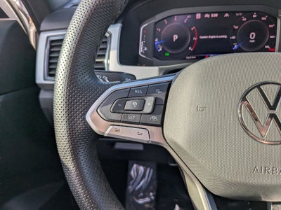 2022 Volkswagen Atlas Cross Sport 2.0T SEL R-Line