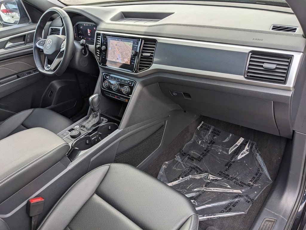 2023 Volkswagen Atlas Cross Sport 2.0T SEL R-Line