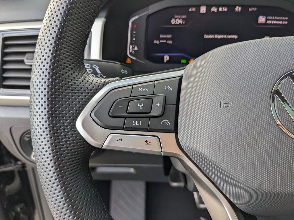 2023 Volkswagen Atlas Cross Sport 2.0T SEL R-Line