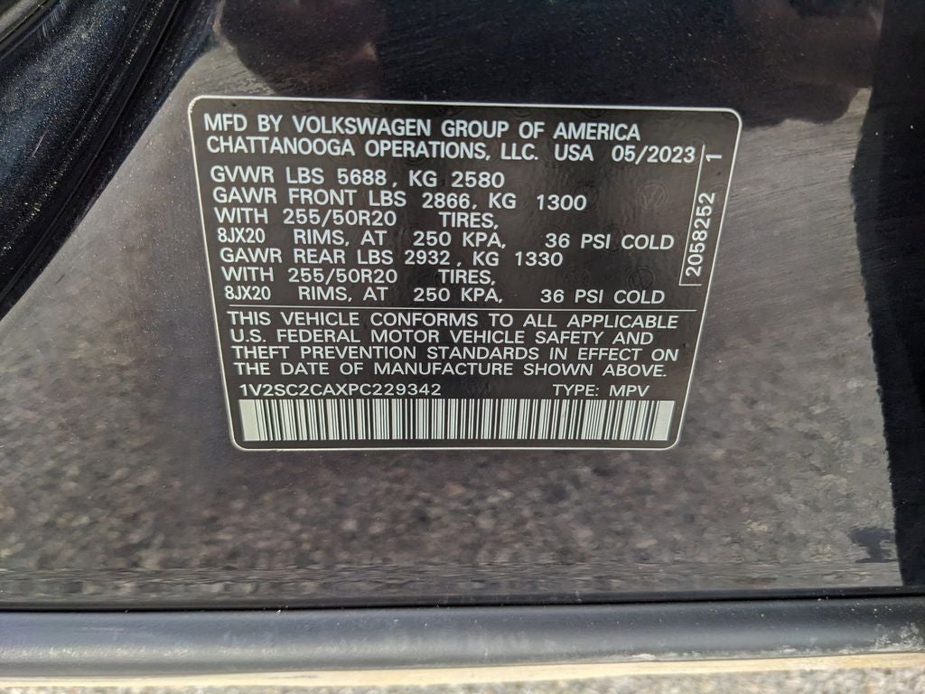 2023 Volkswagen Atlas Cross Sport 2.0T SEL R-Line