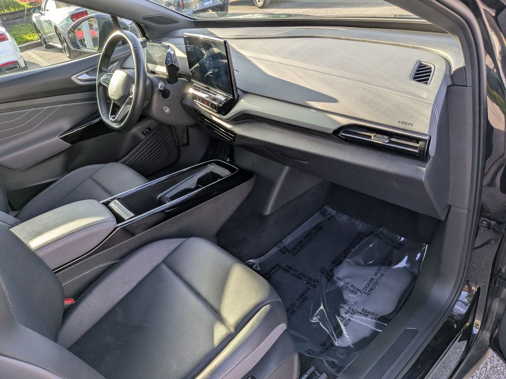 2023 Volkswagen ID.4 Pro