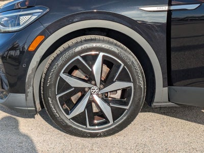 2023 Volkswagen ID.4 Pro