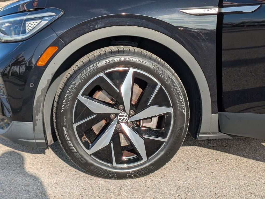 2023 Volkswagen ID.4 Pro