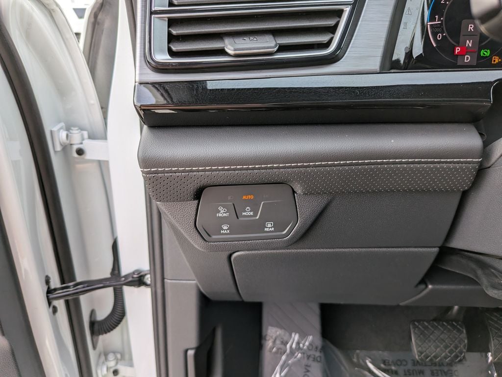2026 Volkswagen Atlas Cross Sport SE w/Technology