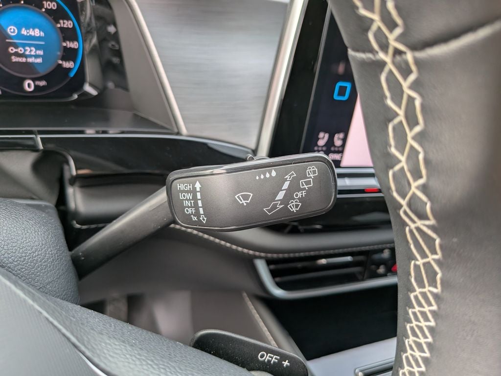 2026 Volkswagen Atlas Cross Sport SE w/Technology
