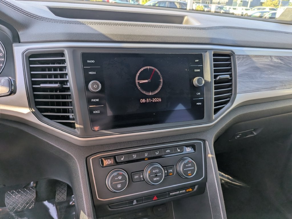 2021 Volkswagen Atlas Cross Sport 2.0T SE w/Technology