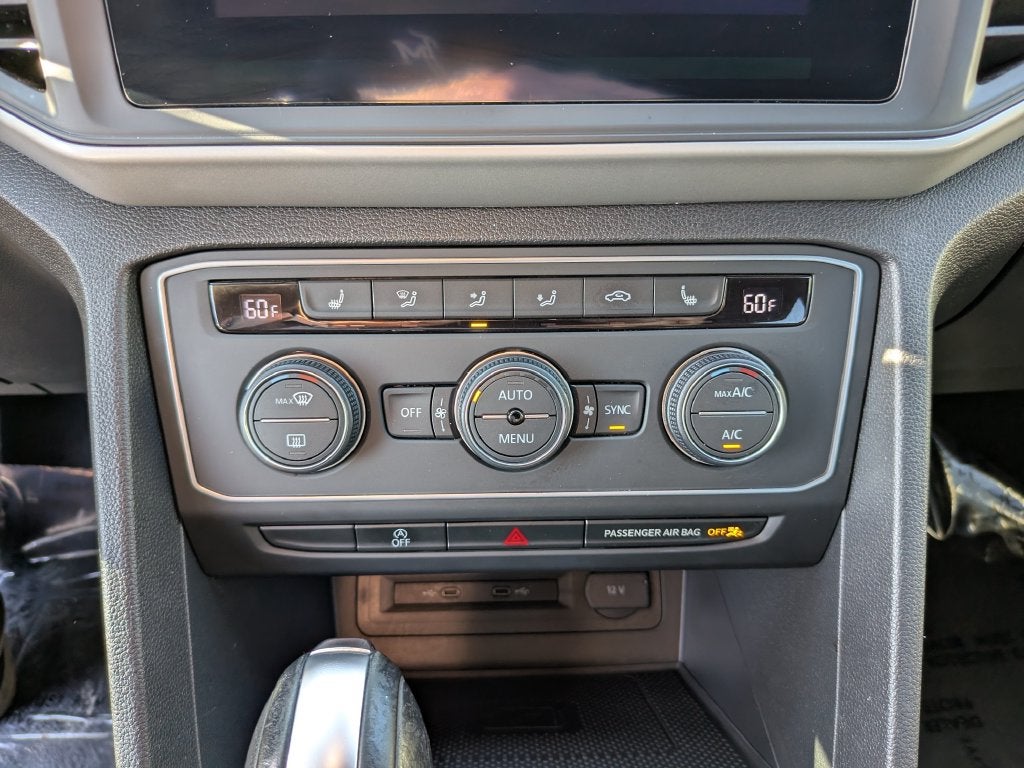 2021 Volkswagen Atlas Cross Sport 2.0T SE w/Technology