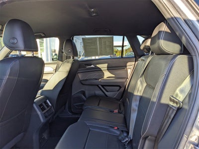 2023 Volkswagen Atlas Cross Sport 2.0T SE w/Technology