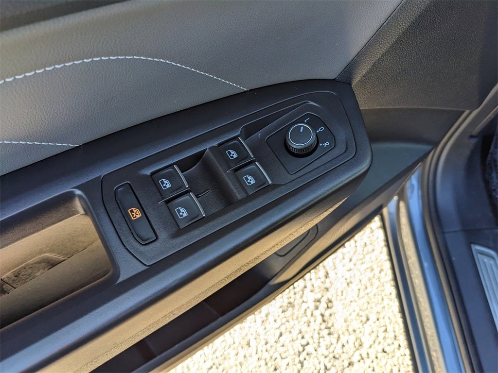 2023 Volkswagen Atlas Cross Sport 2.0T SE w/Technology