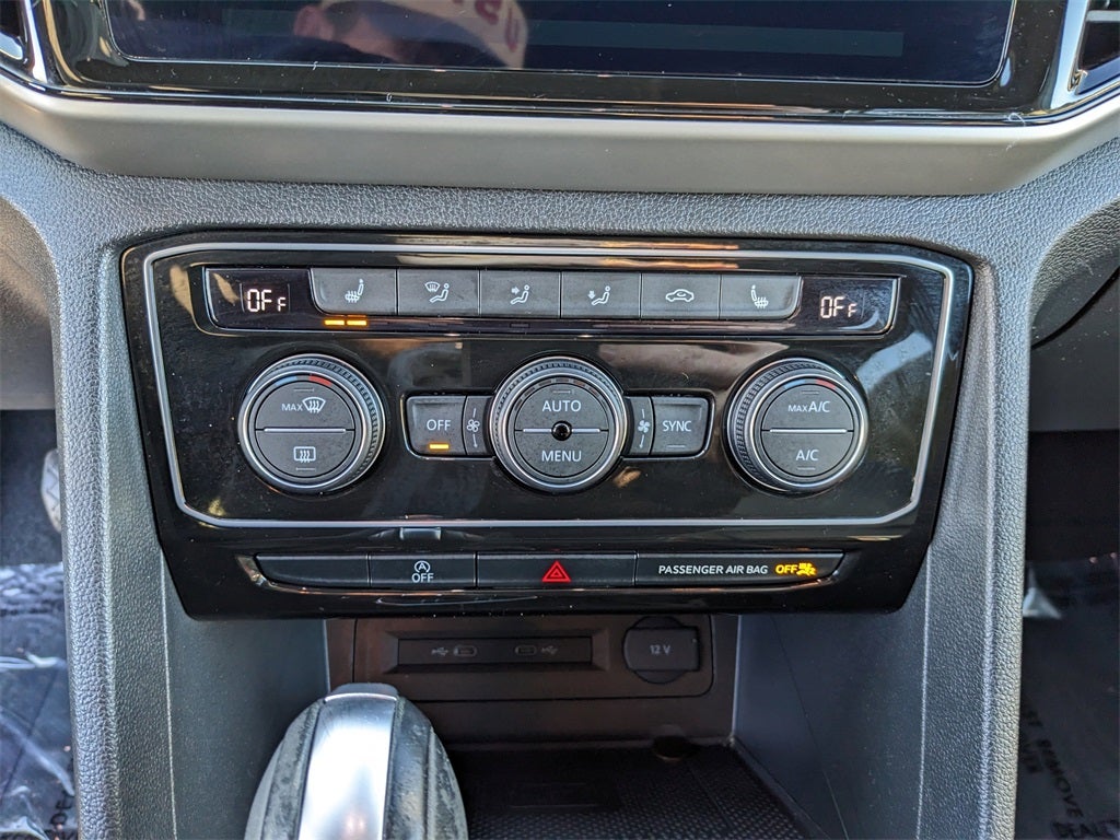 2023 Volkswagen Atlas Cross Sport 2.0T SE w/Technology