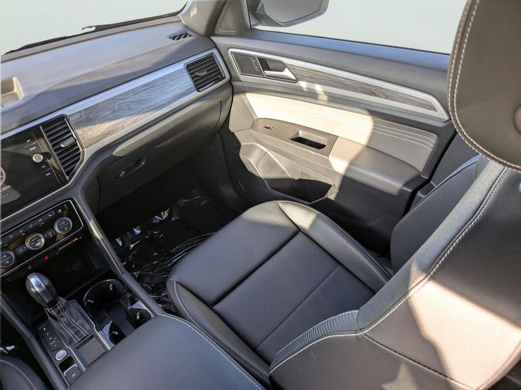 2023 Volkswagen Atlas Cross Sport 2.0T SE w/Technology