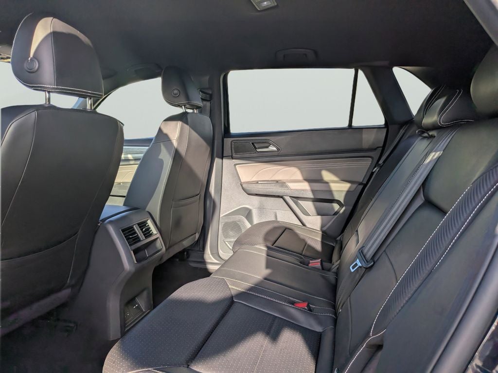 2023 Volkswagen Atlas Cross Sport 2.0T SE w/Technology