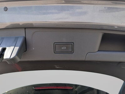 2023 Volkswagen Atlas Cross Sport 2.0T SE w/Technology