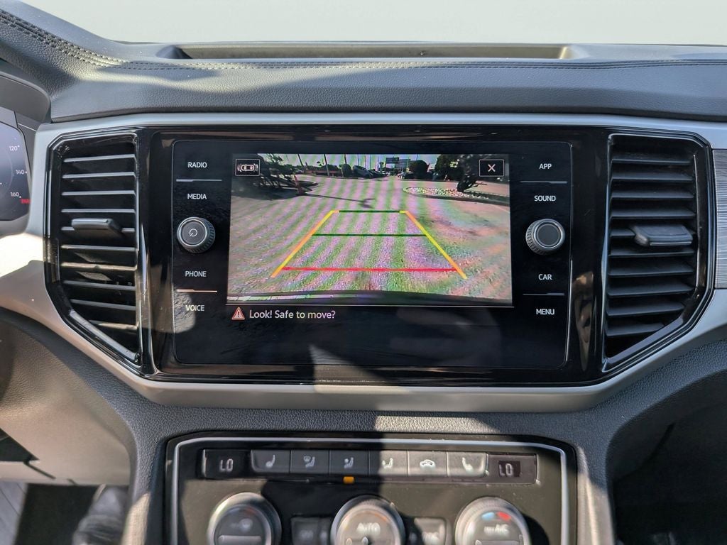 2023 Volkswagen Atlas Cross Sport 2.0T SE w/Technology