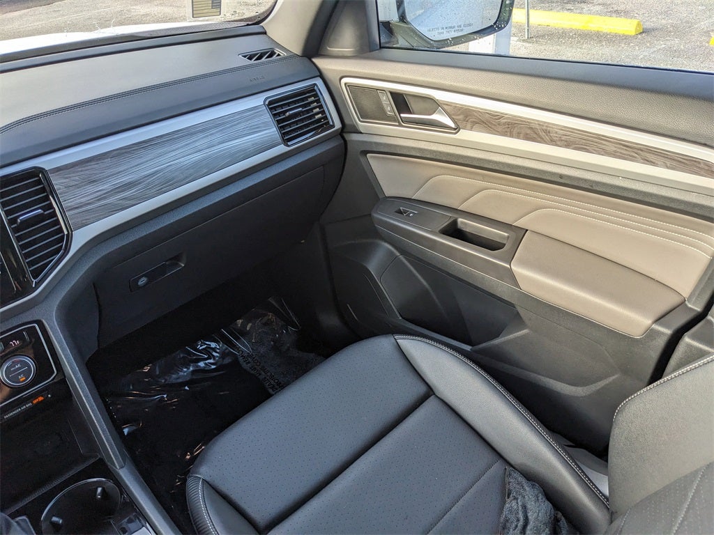 2023 Volkswagen Atlas Cross Sport 3.6L V6 SE w/Technology