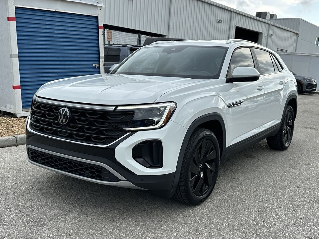 2024 Volkswagen Atlas Cross Sport 2.0T SE w/Technology