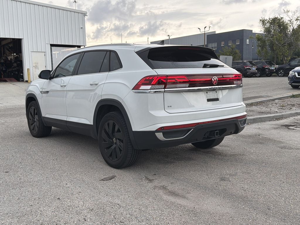 2024 Volkswagen Atlas Cross Sport 2.0T SE w/Technology