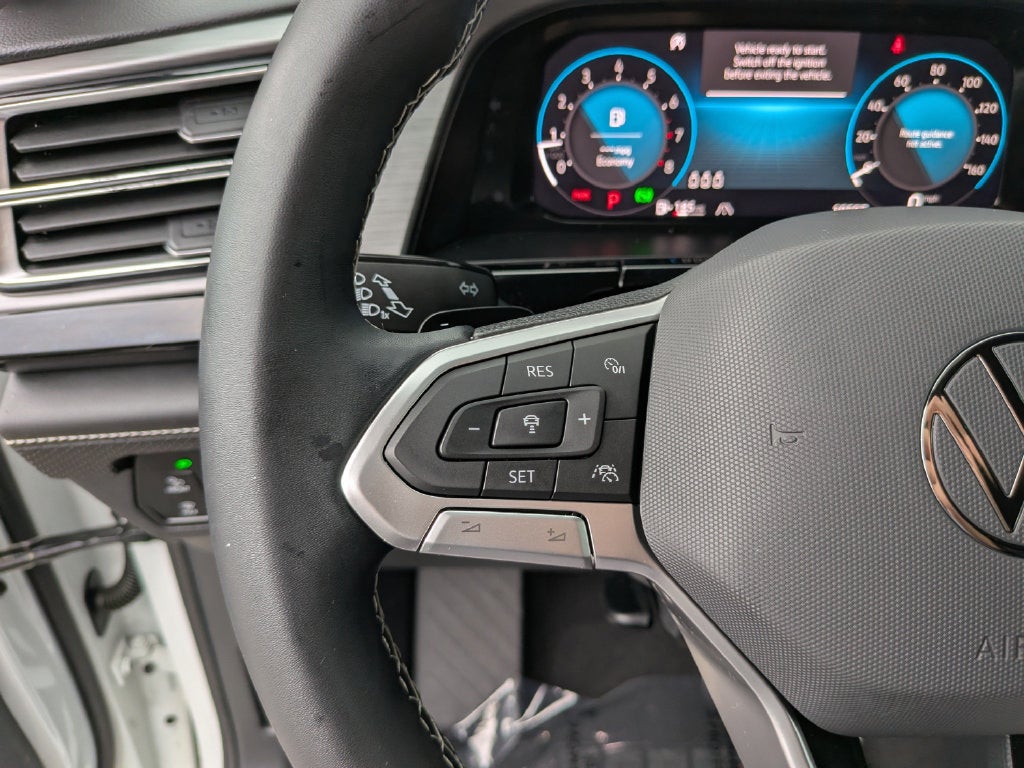 2024 Volkswagen Atlas Cross Sport 2.0T SE w/Technology
