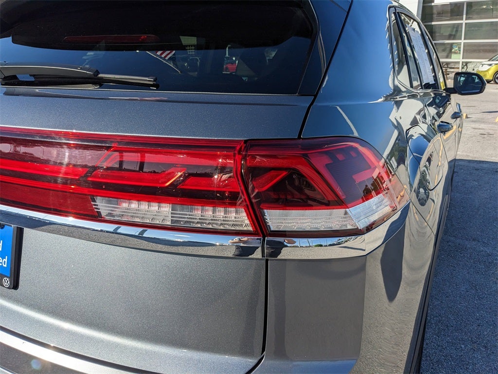 2024 Volkswagen Atlas Cross Sport 2.0T SE w/Technology