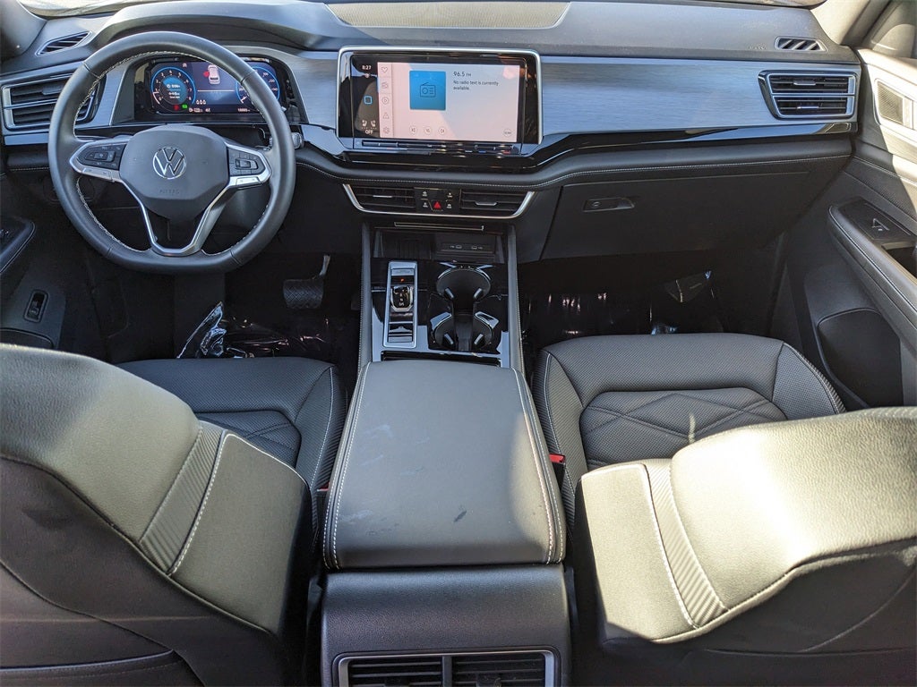 2025 Volkswagen Atlas Cross Sport 2.0T SE w/Technology