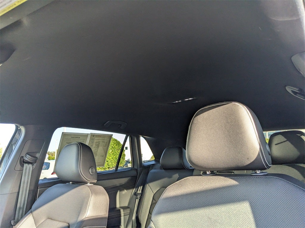 2025 Volkswagen Atlas Cross Sport 2.0T SE w/Technology