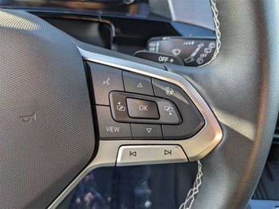 2025 Volkswagen Atlas Cross Sport 2.0T SE w/Technology