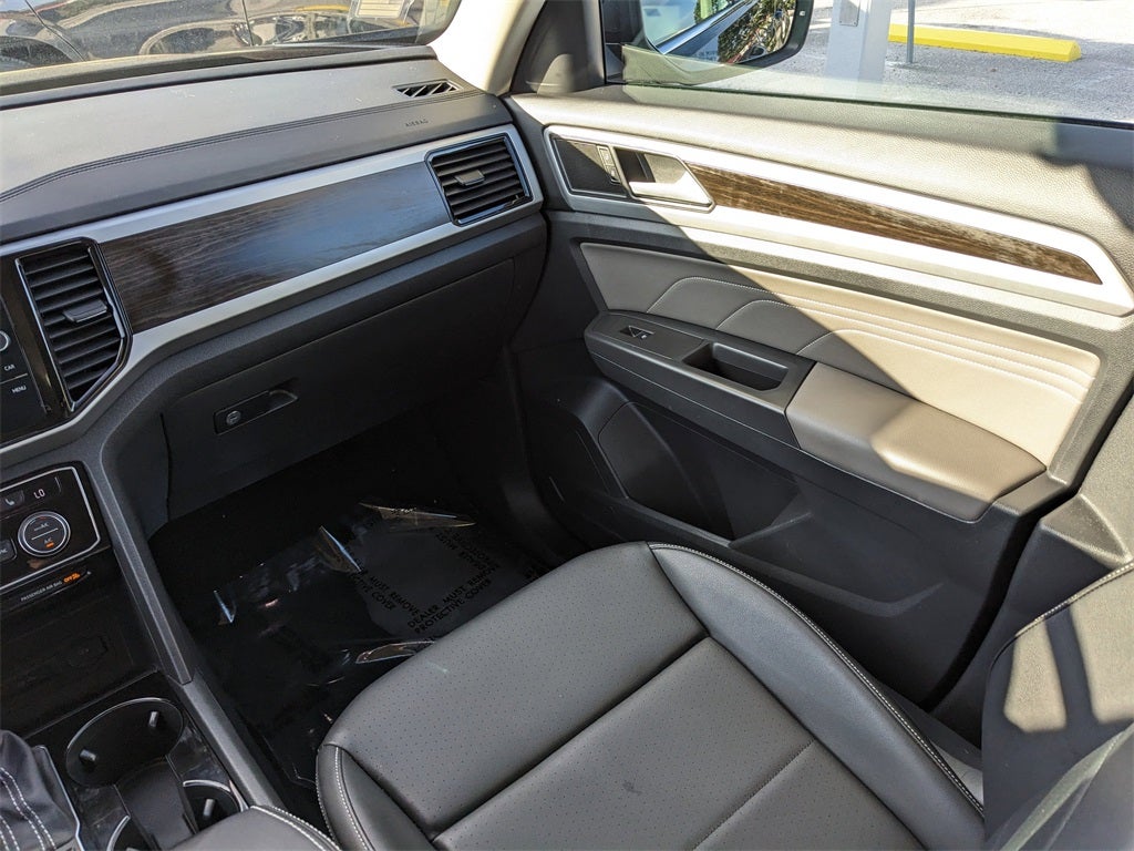 2023 Volkswagen Atlas 2.0T SE w/Technology