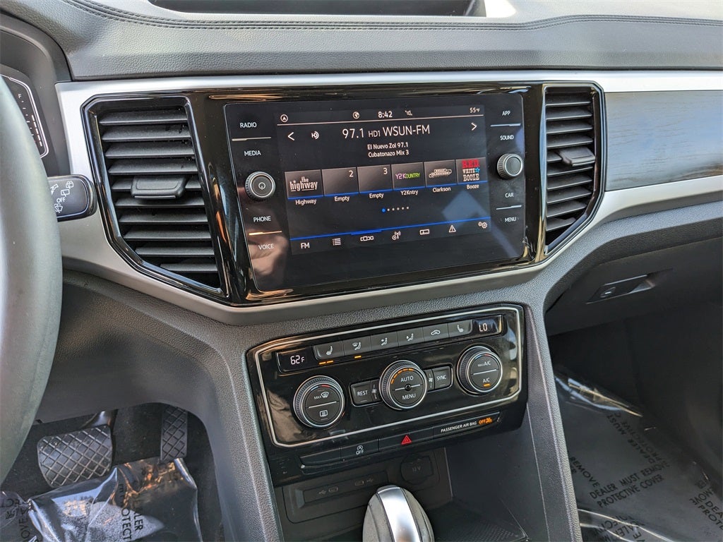 2023 Volkswagen Atlas 2.0T SE w/Technology