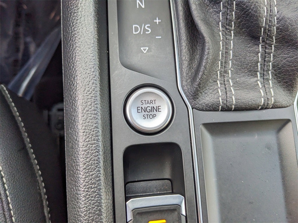 2023 Volkswagen Atlas 2.0T SE w/Technology