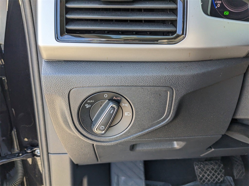 2023 Volkswagen Atlas 2.0T SE w/Technology