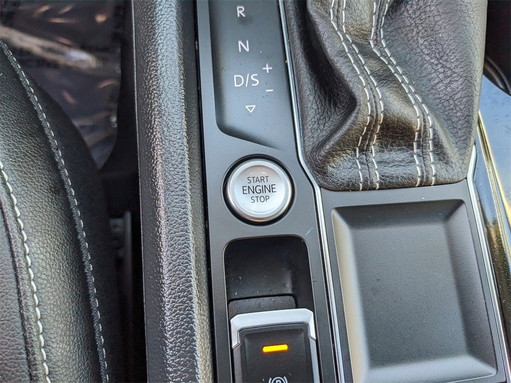 2023 Volkswagen Atlas 2.0T SE w/Technology