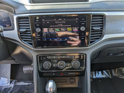 2023 Volkswagen Atlas 2.0T SE w/Technology